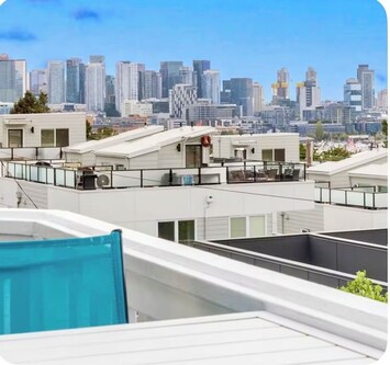 Stunning views of Seattle's skyline with Space Needle, Lake Union, and Olympics