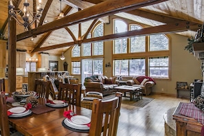 Interior - 4 BR, 3 BA, 3013 sq ft Mountain Oasis at Tahoe Donner, close to Ski,Golf,Spa (Truckee)