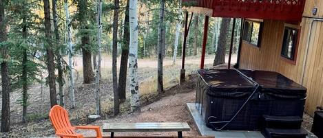 Tina de hidromasaje al aire libre