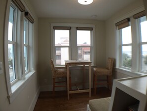 Interior - Steps to the non-driving section of the beach! (Saint Augustine Beach)