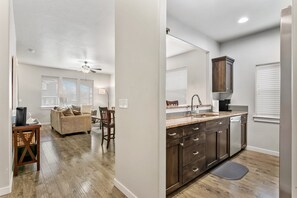 Interior - Spacious Modern Solar Powered Home w/ Arcade! (Boise)