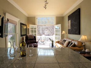 Smart TV y biblioteca musical 