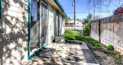 Charming Duplex | Near Hospitals & Boise Mall (35)