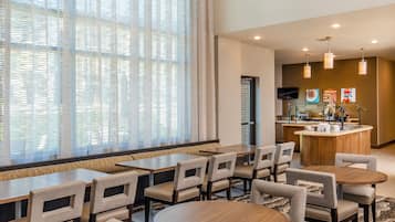 Free daily full breakfast