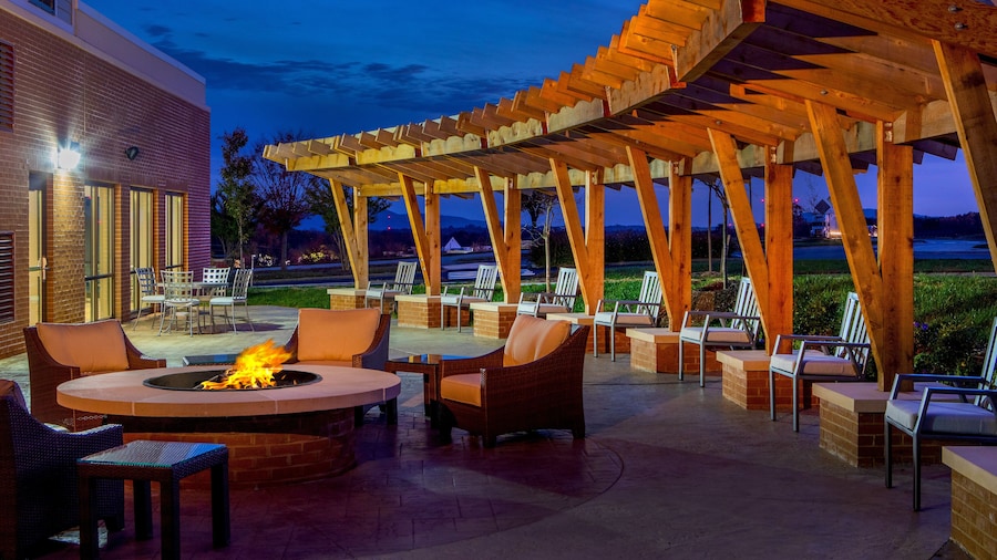 Staybridge Suites Charlottesville Airport by IHG