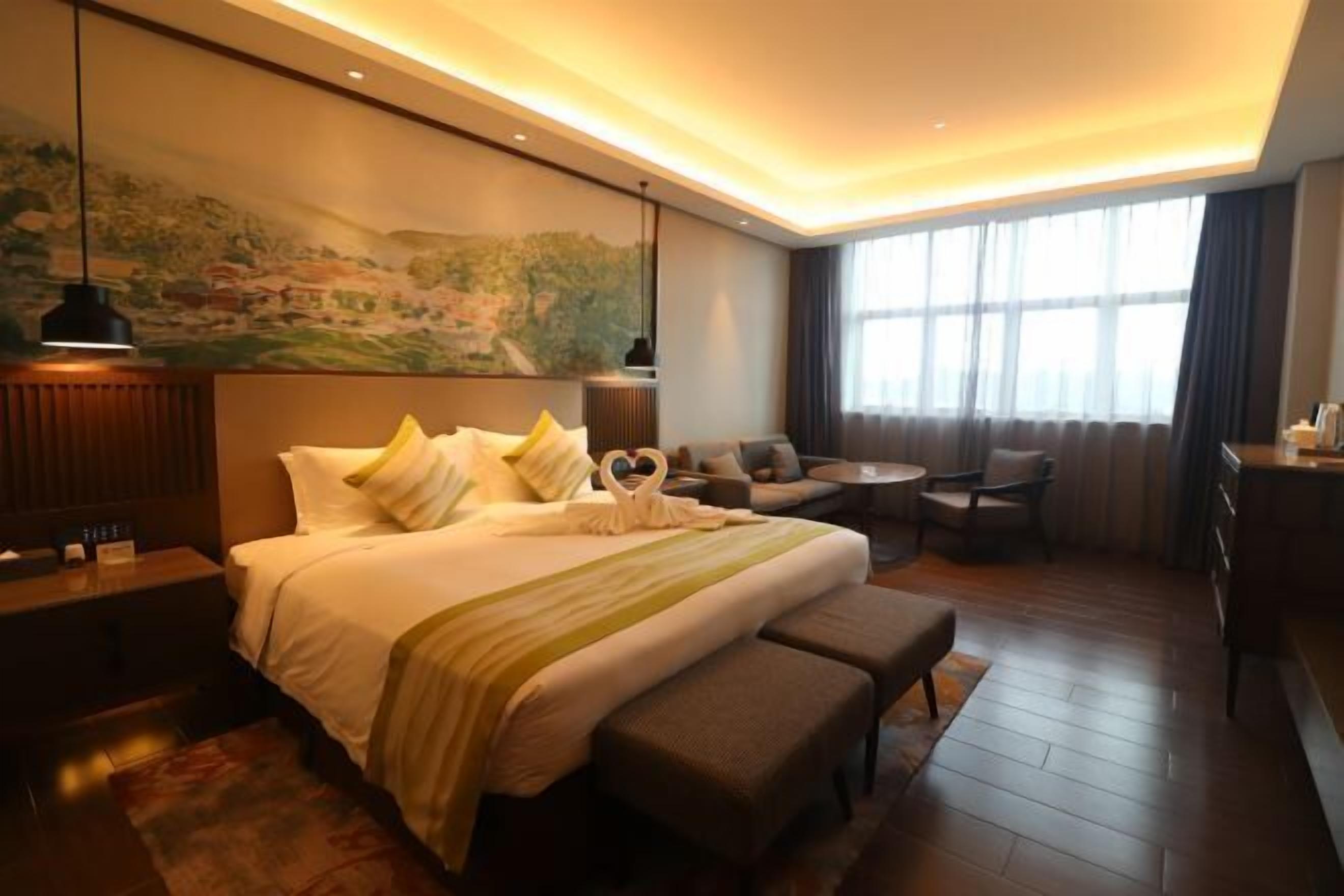 Tallelokero huoneessa, työpöytä