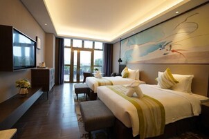 In-room safe, desk, laptop workspace, blackout drapes