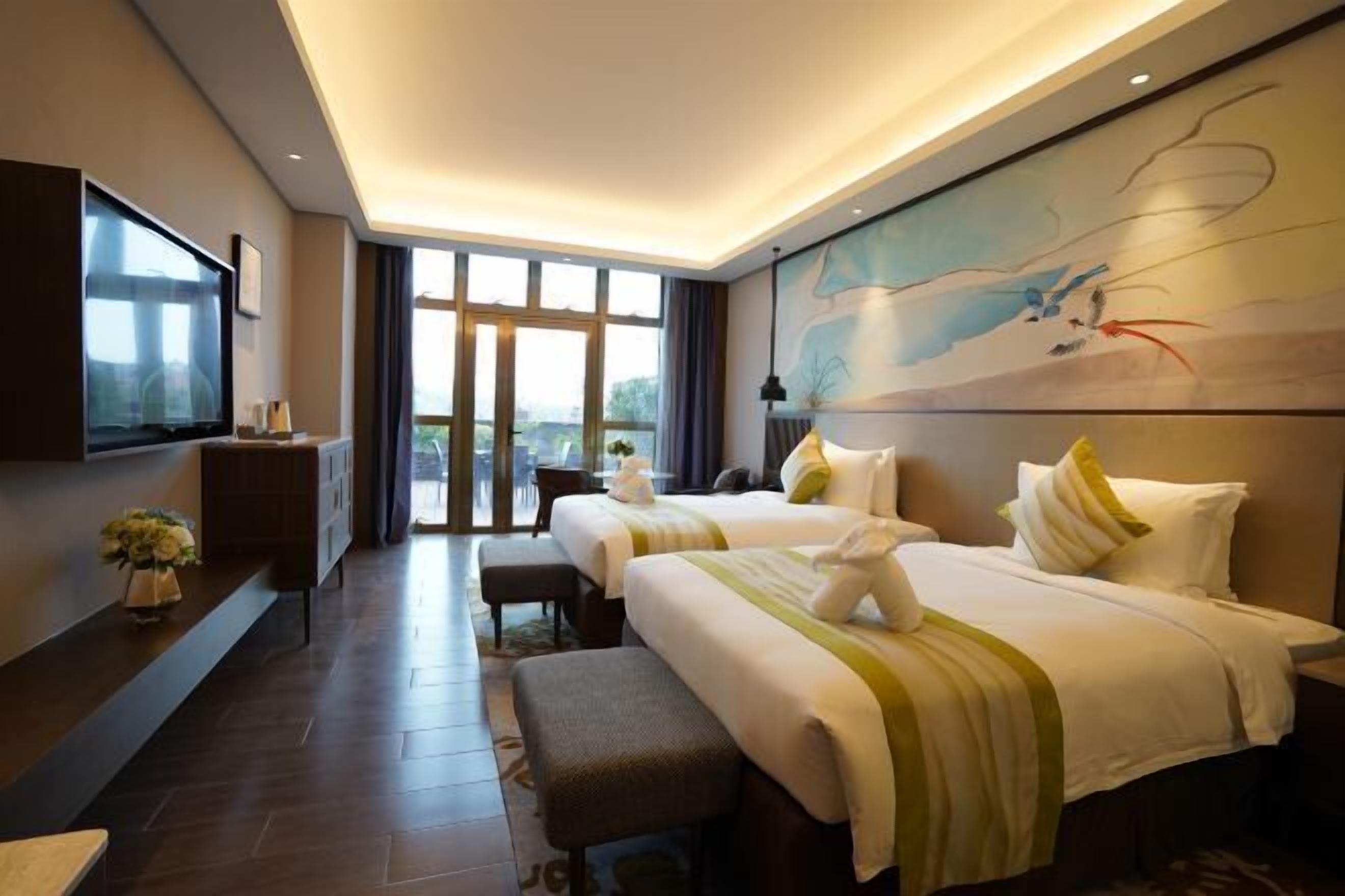 In-room safe, desk, laptop workspace, blackout curtains