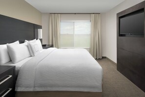 Hypo-allergenic bedding, in-room safe, desk, laptop workspace - Residence Inn by Marriott Modesto North (Modesto)