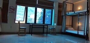 Bed in 10-Bed Mixed Dormitory | In-room safe, free WiFi - Dream Hostel (Ha Giang)