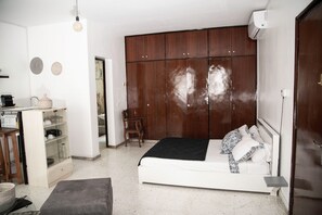 1 habitación, escritorio y wifi gratis