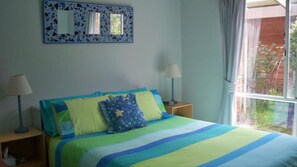 3 bedrooms, iron/ironing board, bed sheets - Blairgowrie Relaxation - Blairgowrie (BLAIRGOWRIE)