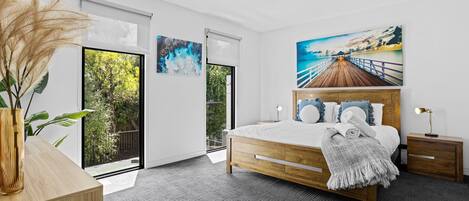 4 soveværelser, strygejern/strygebræt, internetforbindelse, sengetøj