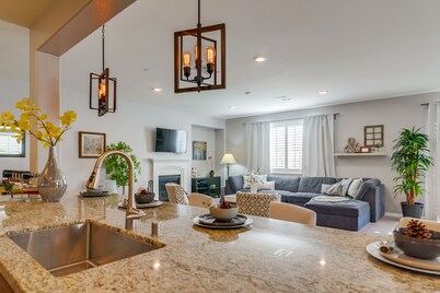 1000 MBPS Fast Wifi★Model Home★Luxury Family Retreat 5B/4b