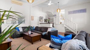 TV, fireplace, DVD player, stereo