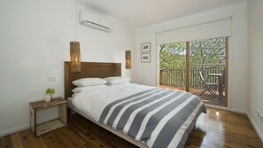 4 Schlafzimmer, Bügeleisen/Bügelbrett, WLAN, Bettwäsche
