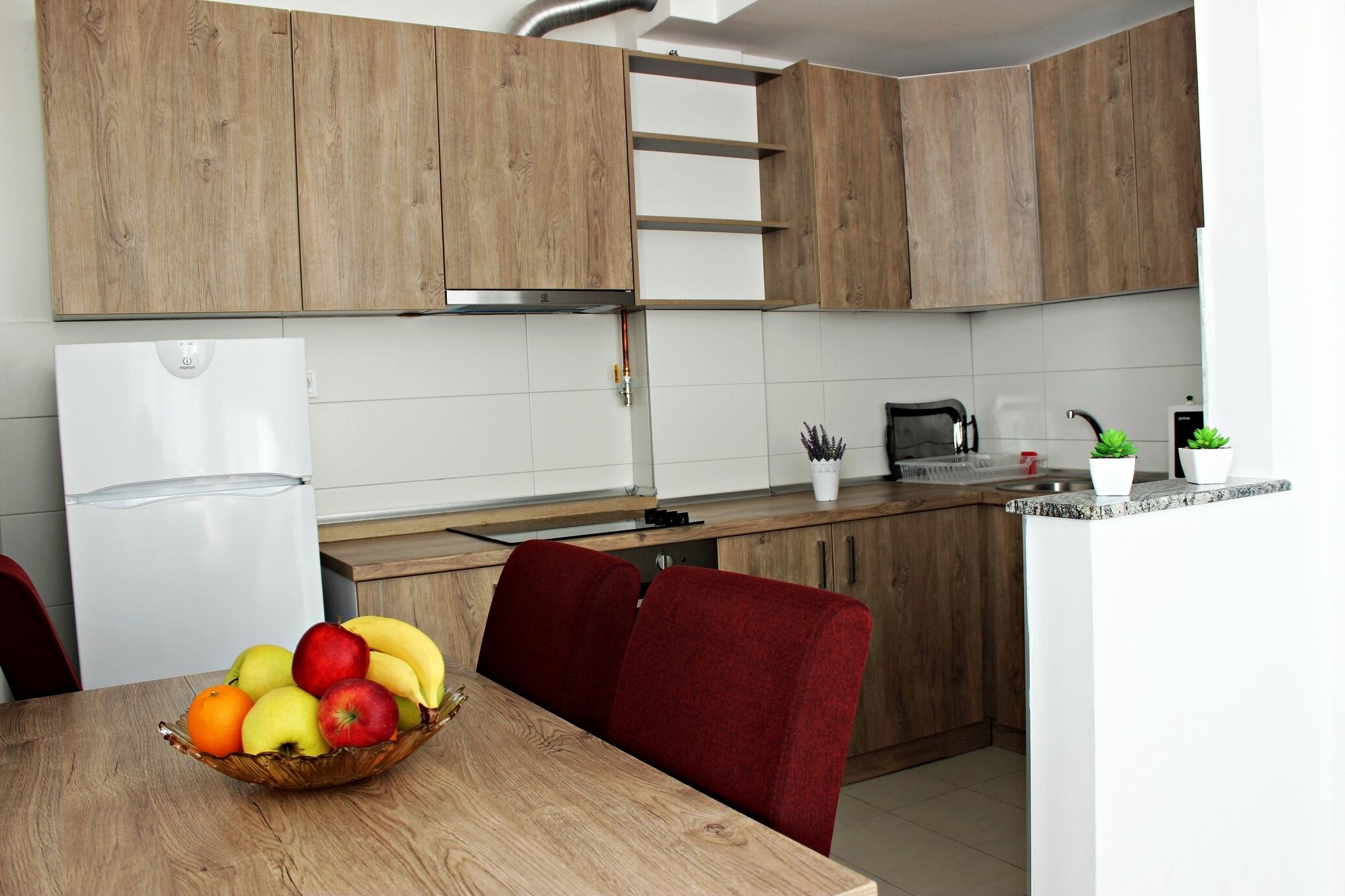 Standard Apartment | Private kitchen | Full-size fridge, oven, stovetop, cookware/dishes/utensils