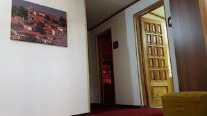 Lobby - Lotus Palace Hotel (Tbilisi)