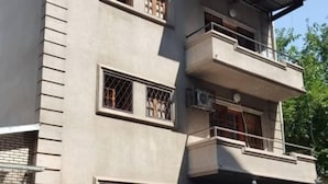 Exterior - Lotus Palace Hotel (Tbilisi)