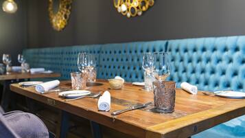 الأطباق المحلية