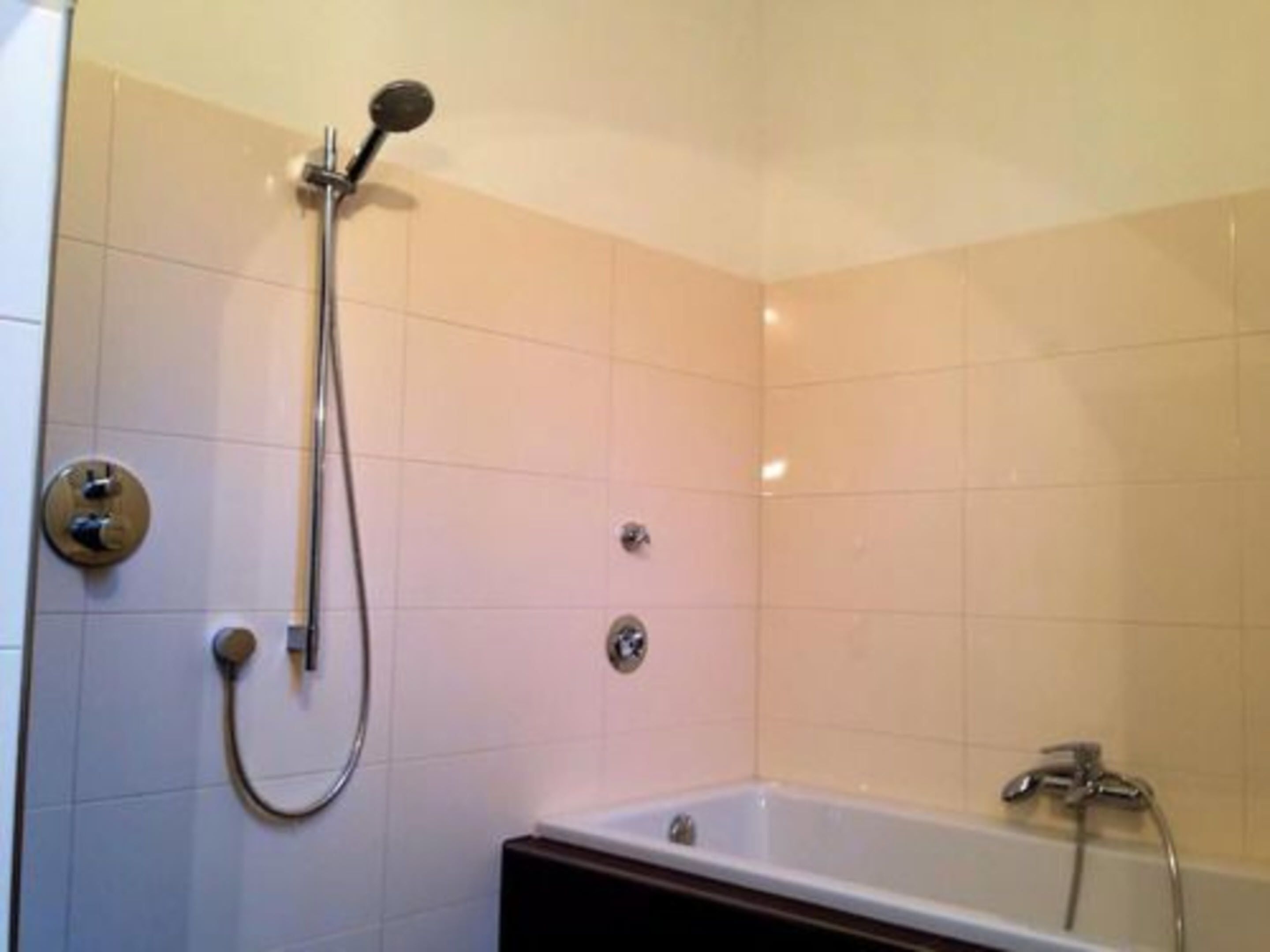 Double Room, Shared Bathroom | Bathroom | Shower, towels