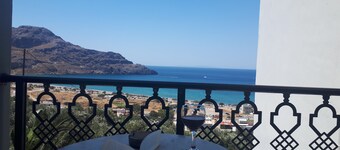 Atlas Studios & Apartments