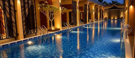 Deluxe Double Room | Desk, blackout drapes, rollaway beds (surcharge), WiFi (free)