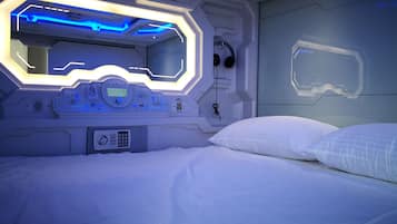 Double Room with Television | Premium bedding, soundproofing, iron/ironing board, free WiFi