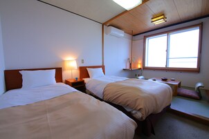 Deluxe Twin Room, Non Smoking | Down comforters, free WiFi