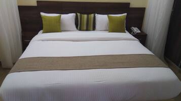 واي فاي مجانًا وملاءات أسرّة