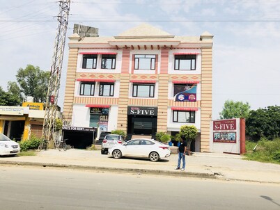 Hotel S Five