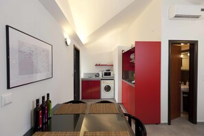 Apartment (23) | In-room dining - CHROMA Lodge Pikermi  (Rafina-Pikermi)