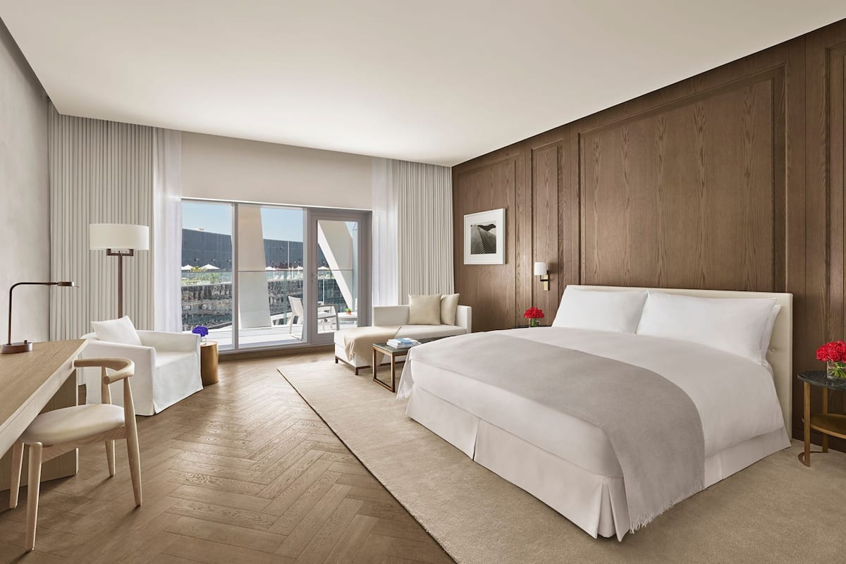 Superior Room, 1 King Bed, Non Smoking, Balcony | Minibar, in-room safe, desk, laptop workspace