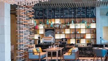 2 restaurants, spécialités Cuisine de la ferme à la table