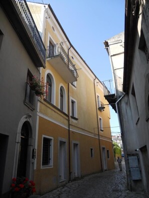 View from property - B&B L'Antico Portale (Rotonda)