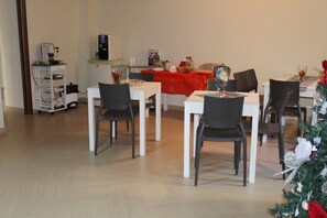 Petit déjeuner buffet compris tous les jours