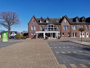 Exterior - Hotel Zum Märchenwald (Lingen)
