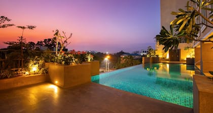 Lemon Tree Premier City Center Pune