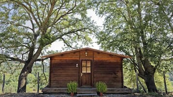 Casa sull'albero panoramica (vista sul Borgo di Montemerano) | Con stile personalizzato, una scrivania, lenzuola