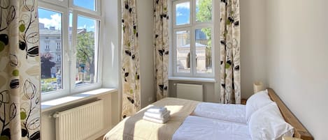 Egyptian cotton sheets, premium bedding, individually decorated