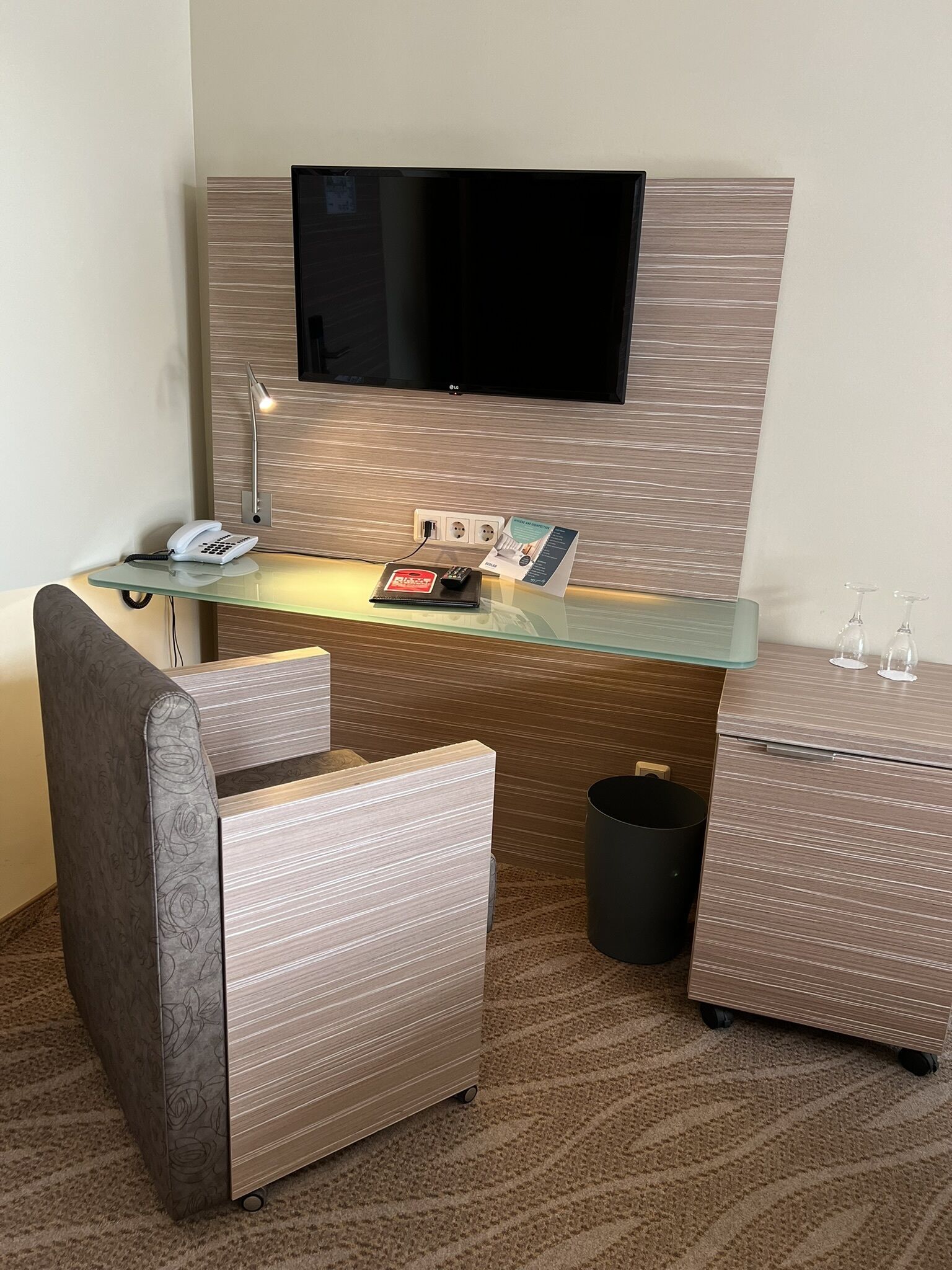 minibar, in-room safe, desk, blackout curtains