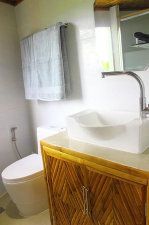 Cottage, 1 chambre, fumeurs | Salle de bain | Douche