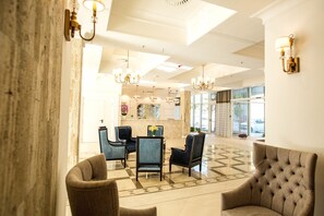 Sala de estar en el lobby