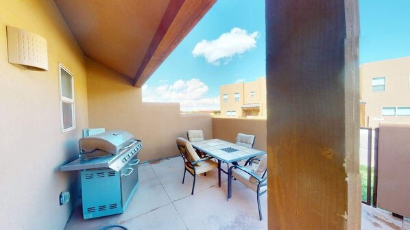 Outdoor dining - Wildhorse Canyon -14A3, 2 bedrooms, Pet Friendly (Moab)