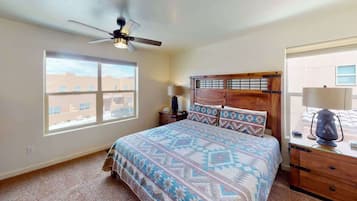 2 bedrooms, iron/ironing board, WiFi (free), bed sheets