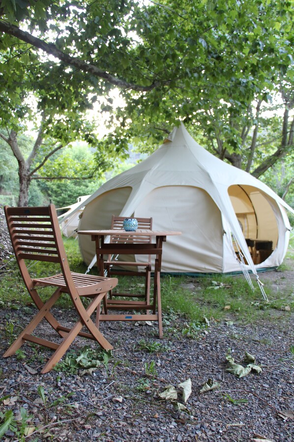 Tent, 1 Double Bed - Le Moulin Du Luech - Bulles Insolites (Peyremale)