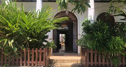 Villa in a Stunning Location Galle Fort with 180-degree views of Indian Ocean