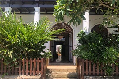 Villa in a Stunning Location Galle Fort with 180-degree views of Indian Ocean
