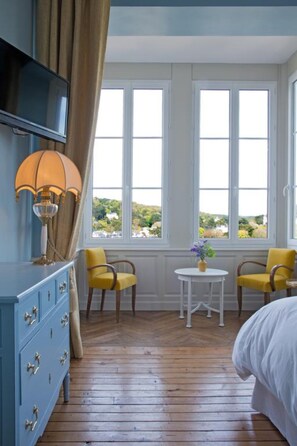 Individually decorated, individually furnished, soundproofing - Castel de la Terrasse (Etretat)