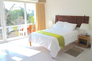 Family Apartment, 2 Bedrooms, Non Smoking | Individually decorated, individually furnished, desk, soundproofing